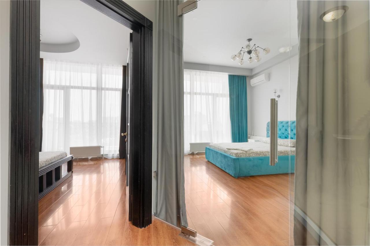 Arcadia Palace 2-Bedrooms Apartment With Terrace Odessa Exterior foto