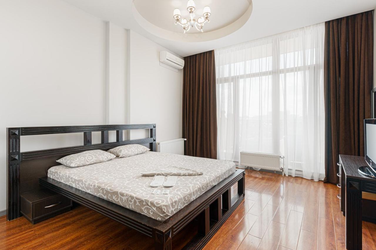 Arcadia Palace 2-Bedrooms Apartment With Terrace Odessa Exterior foto