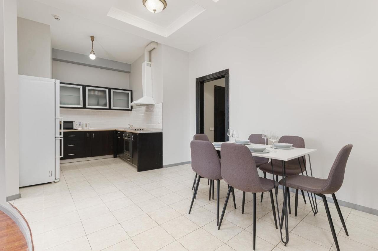 Arcadia Palace 2-Bedrooms Apartment With Terrace Odessa Exterior foto