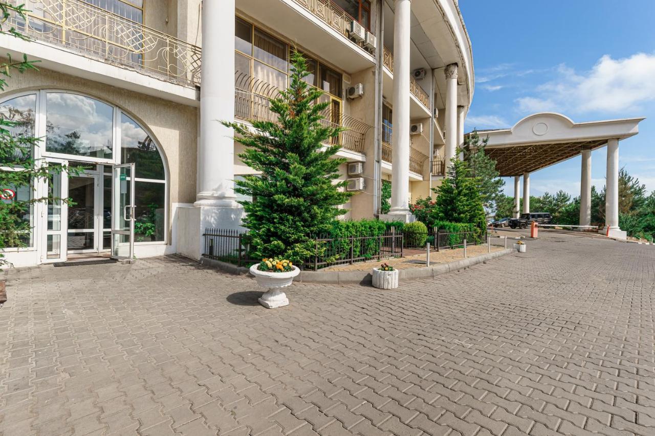 Arcadia Palace 2-Bedrooms Apartment With Terrace Odessa Exterior foto