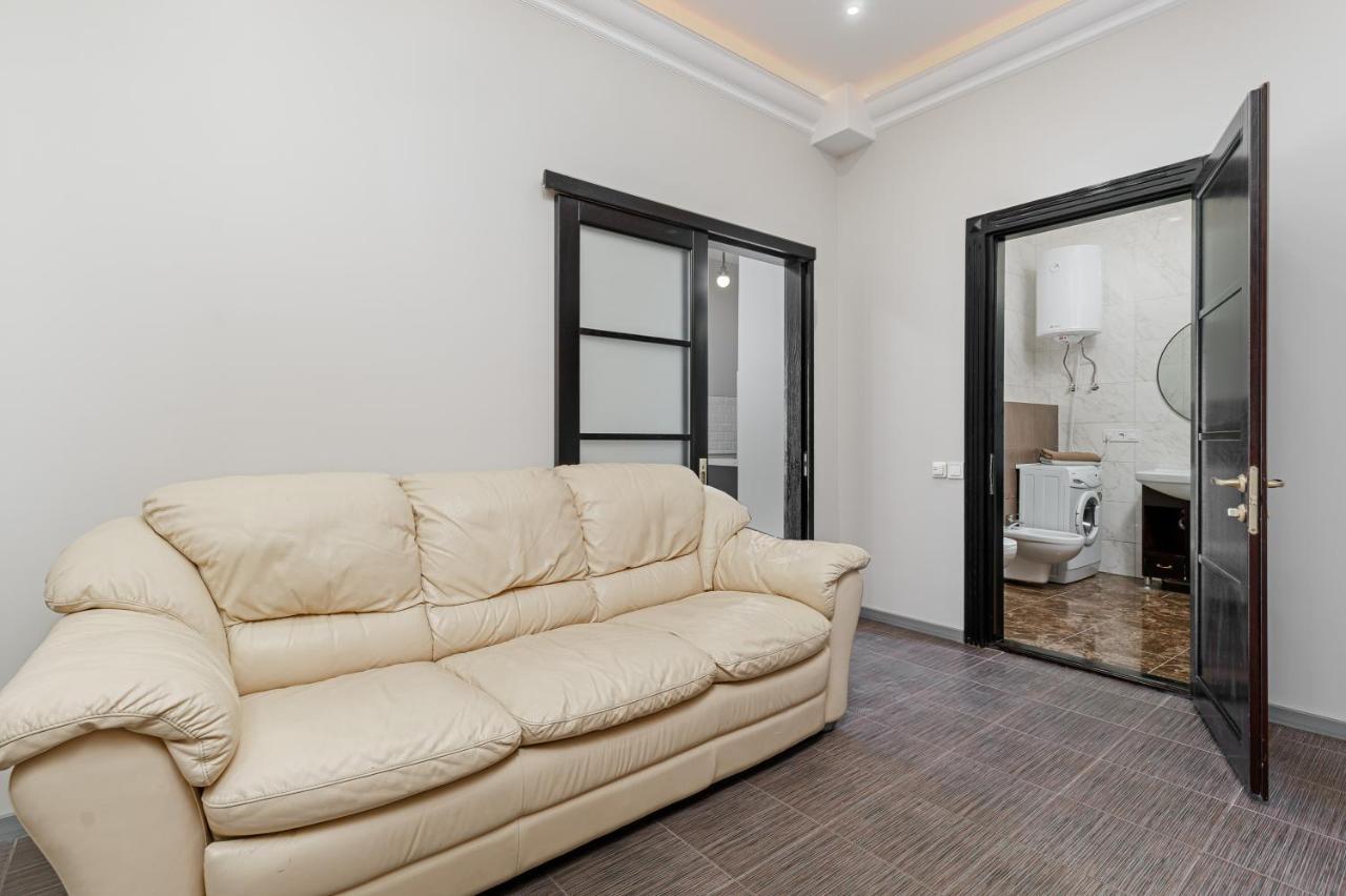 Arcadia Palace 2-Bedrooms Apartment With Terrace Odessa Exterior foto
